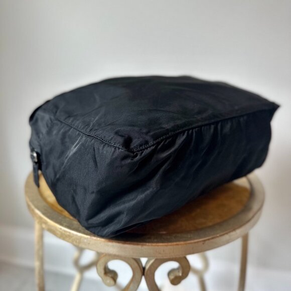 Preloved Prada Nylon Handbag Black with COA - Picture 5 of 9